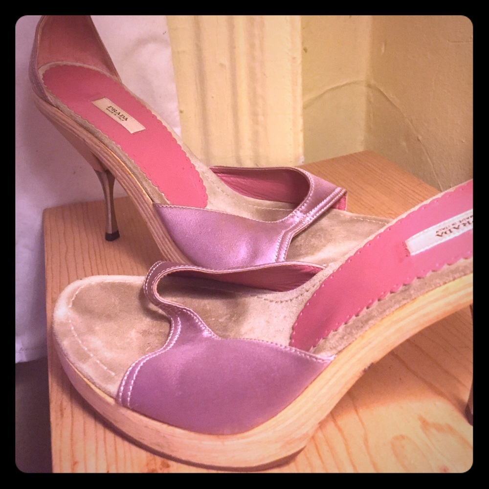 COPY - Prada stilettos Size 39 from runway